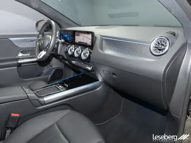 Mercedes-Benz EQA 300