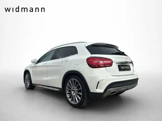 Mercedes-Benz GLA 250
