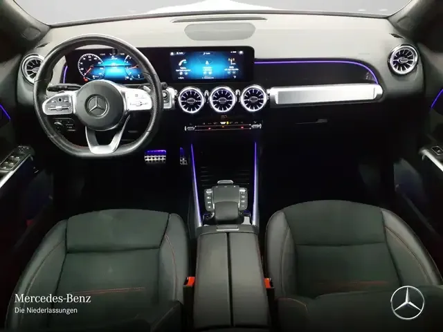 Mercedes-Benz GLB 200