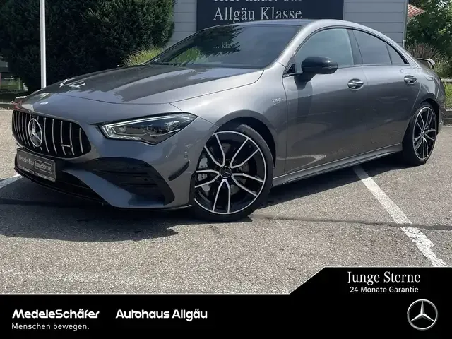 Mercedes-Benz CLA 35 AMG
