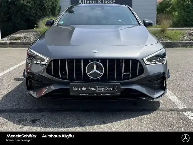 Mercedes-Benz CLA 35 AMG