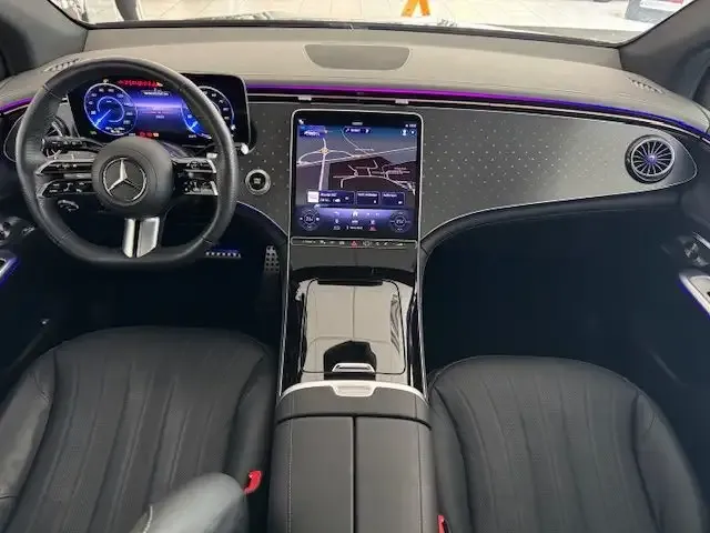 Mercedes-Benz EQE SUV