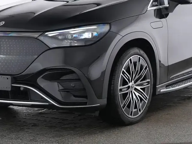 Mercedes-Benz EQE SUV