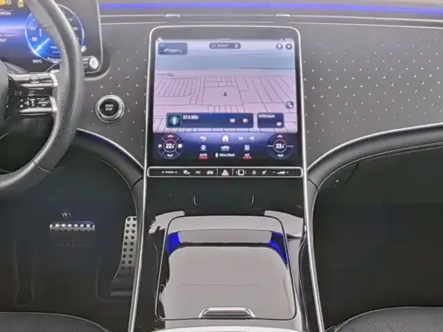 Mercedes-Benz EQE SUV