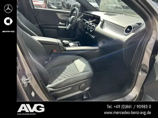 Mercedes-Benz GLA 180