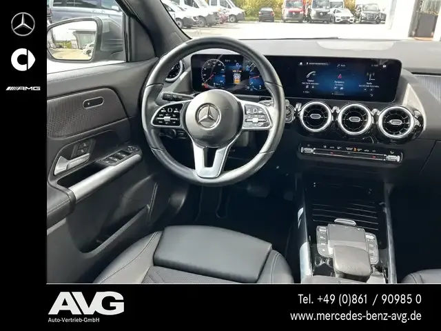 Mercedes-Benz GLA 180