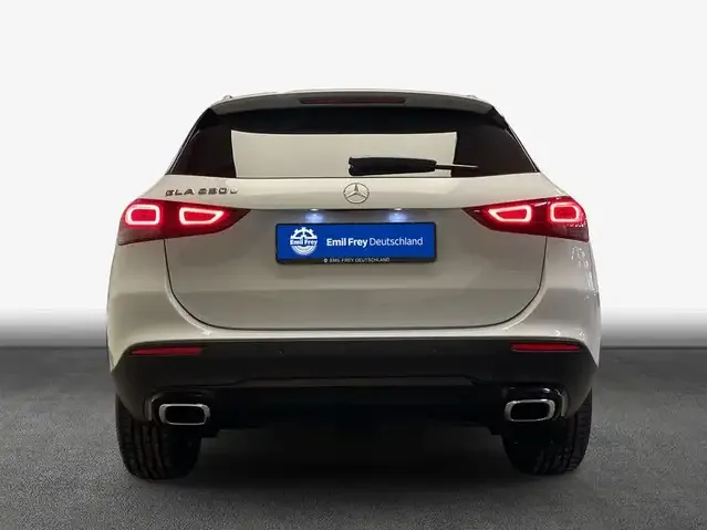 Mercedes-Benz GLA 250