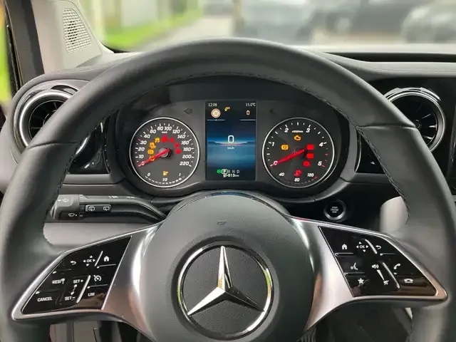 Mercedes-Benz Sonstiges