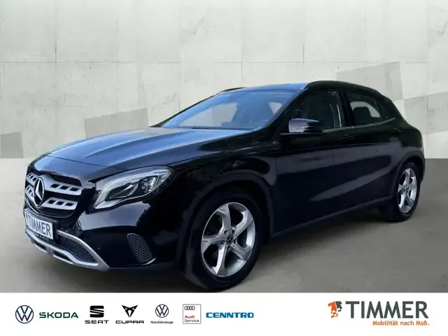 Mercedes-Benz GLA 180
