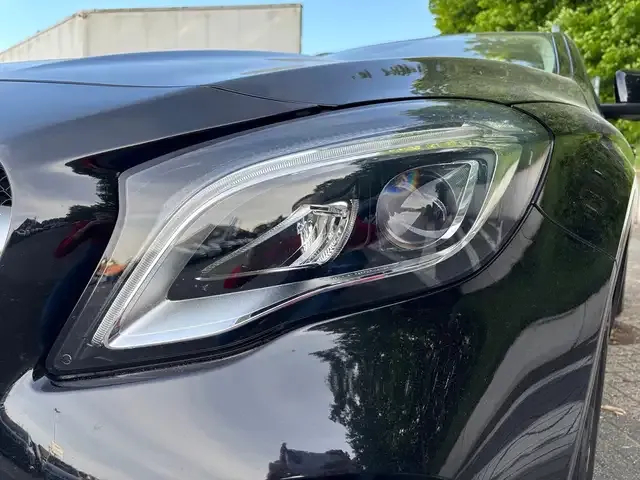 Mercedes-Benz GLA 180