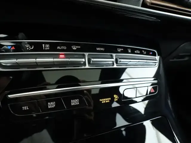 Mercedes-Benz EQC 400