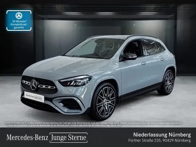 Mercedes-Benz GLA 200