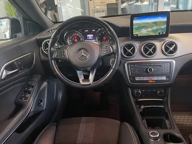 Mercedes-Benz Sonstiges