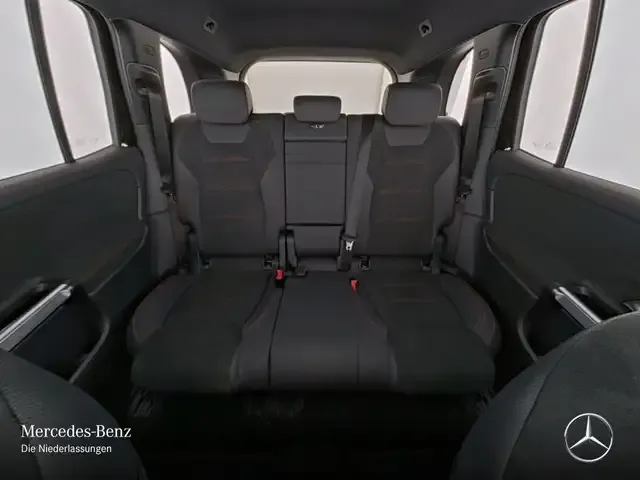 Mercedes-Benz EQB 300