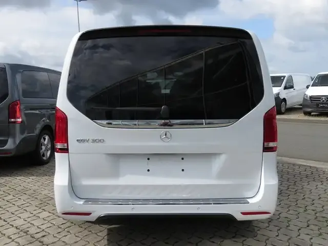 Mercedes-Benz EQV 300