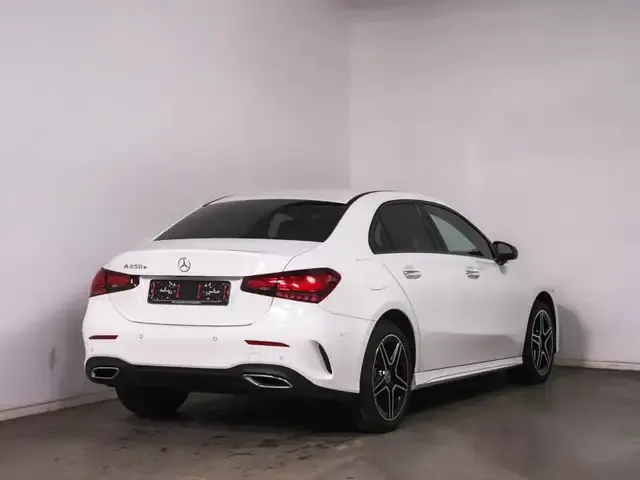Mercedes-Benz A 250