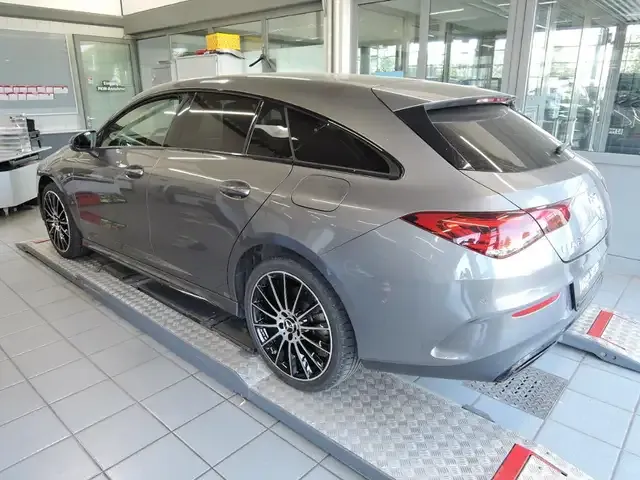 Mercedes-Benz CLA 250