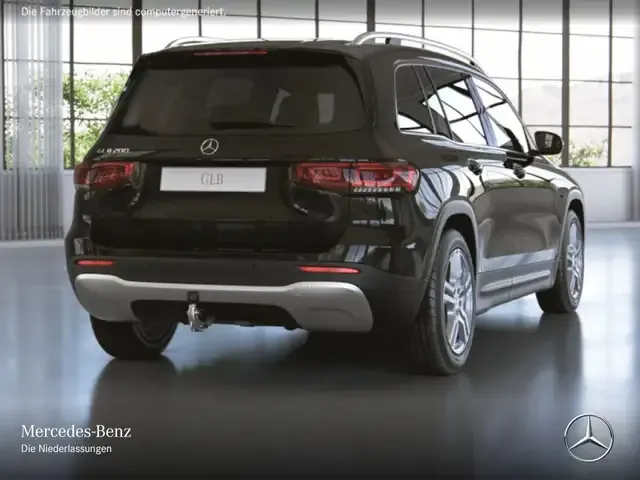 Mercedes-Benz GLB 200