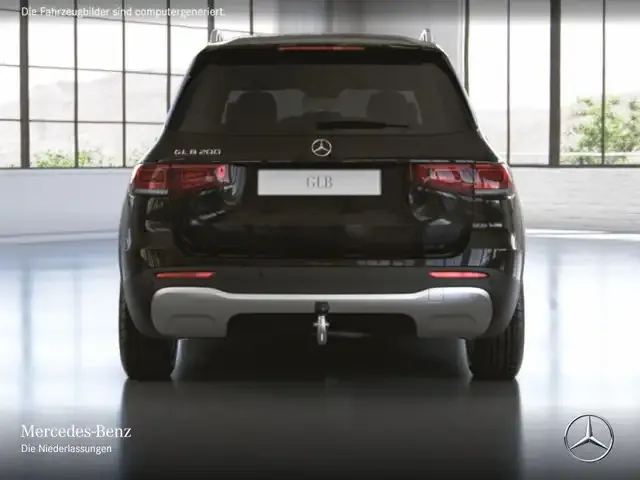 Mercedes-Benz GLB 200