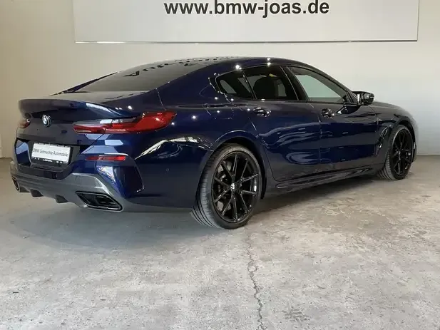 BMW M850