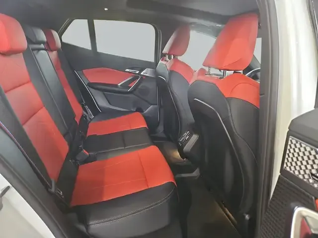 BMW iX2