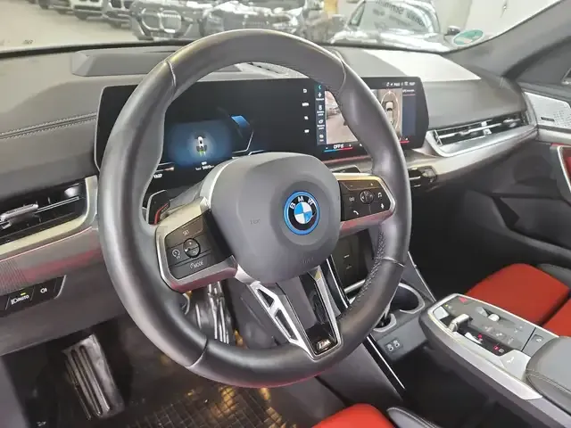 BMW iX2