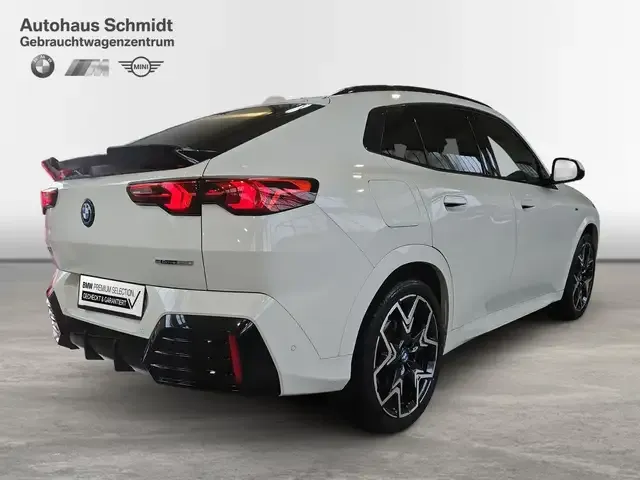 BMW iX2