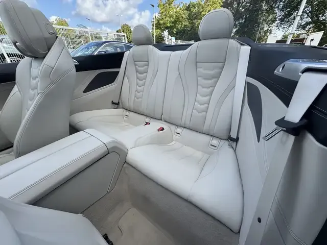 BMW 840