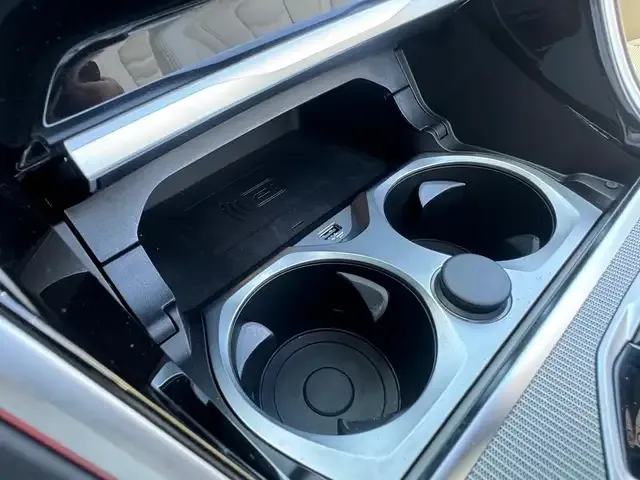 BMW 840