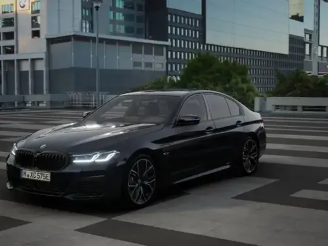 BMW 545