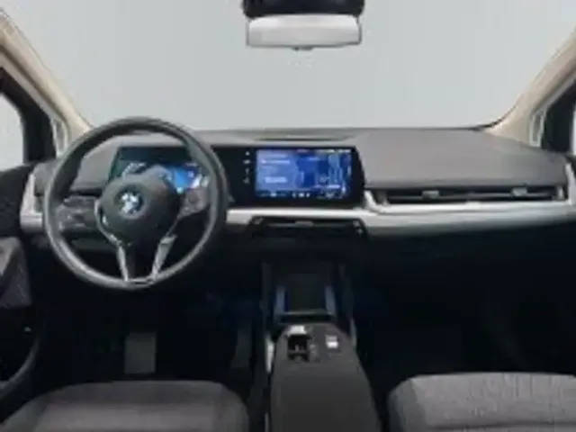 BMW 216