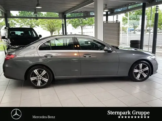 Mercedes-Benz C 180