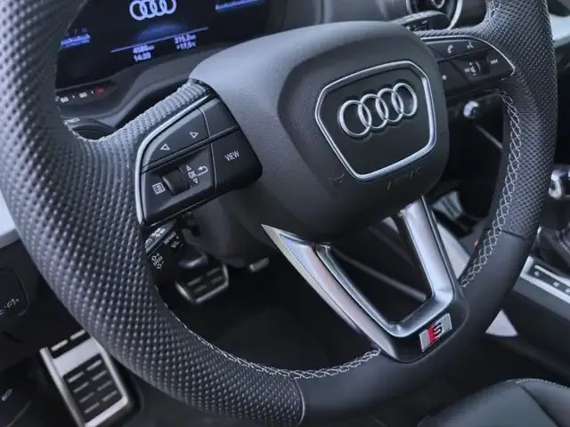 Audi SQ2