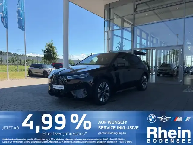 BMW iX