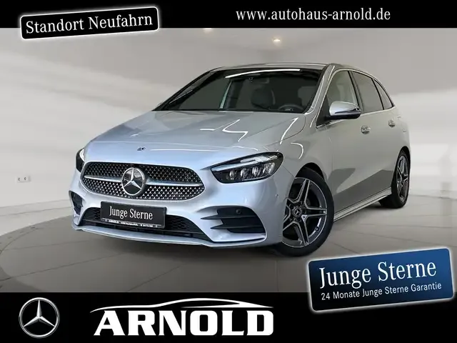 Mercedes-Benz B 220