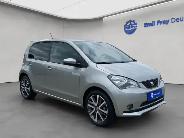 SEAT Mii