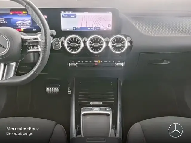 Mercedes-Benz EQA 300