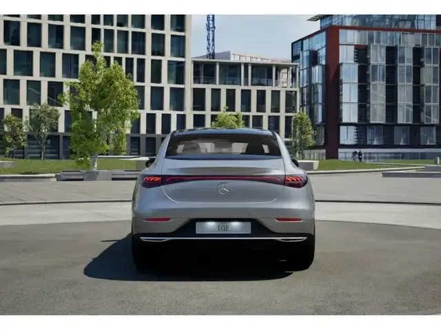 Mercedes-Benz EQE 350