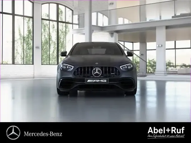 Mercedes-Benz E 63 AMG