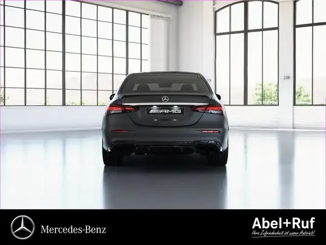 Mercedes-Benz E 63 AMG
