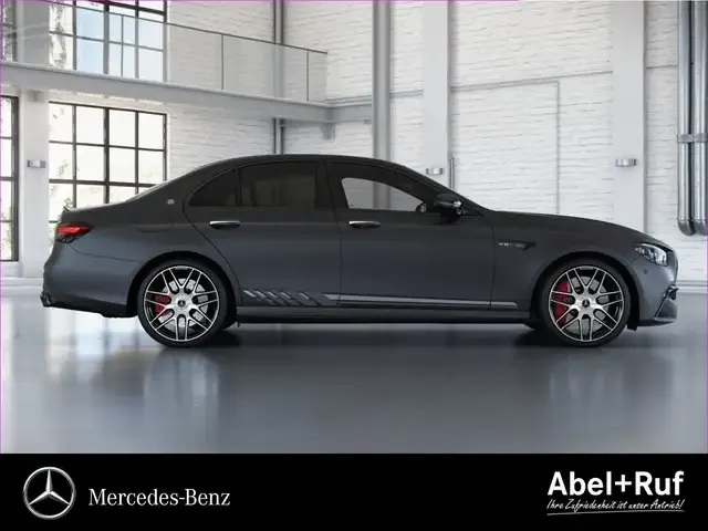 Mercedes-Benz E 63 AMG