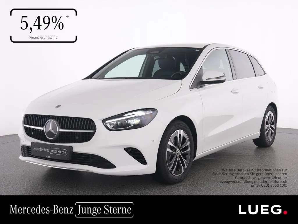 Mercedes-Benz B 220