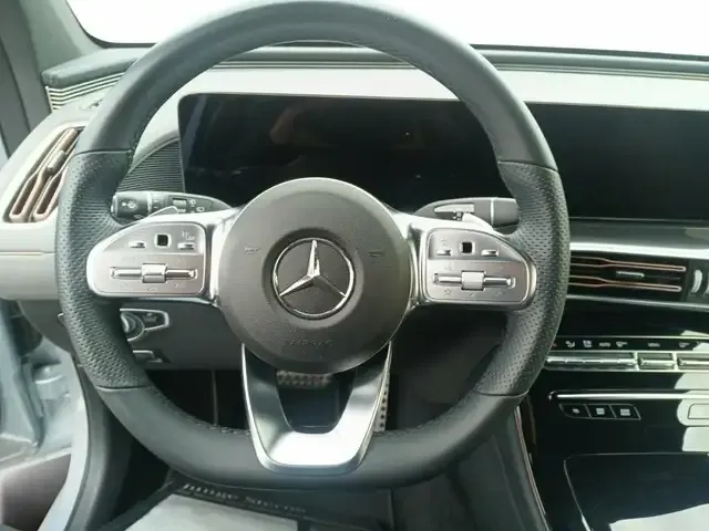 Mercedes-Benz EQC 400