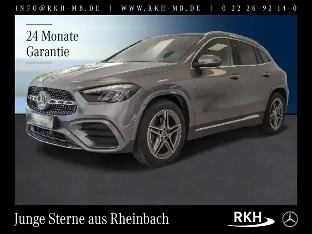 Mercedes-Benz GLA 220