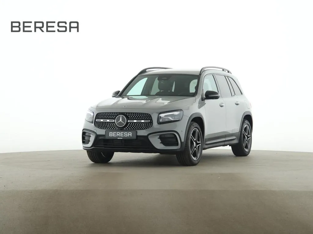 Mercedes-Benz GLB 200