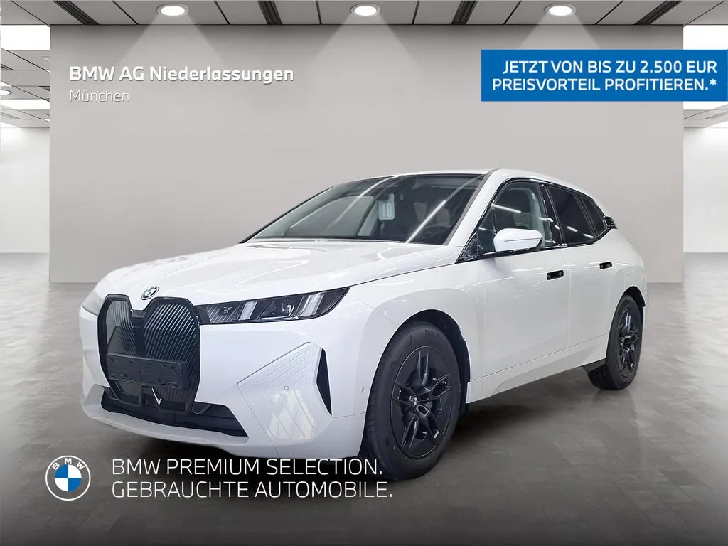 BMW iX