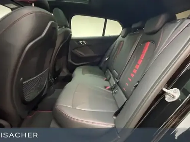 BMW 128