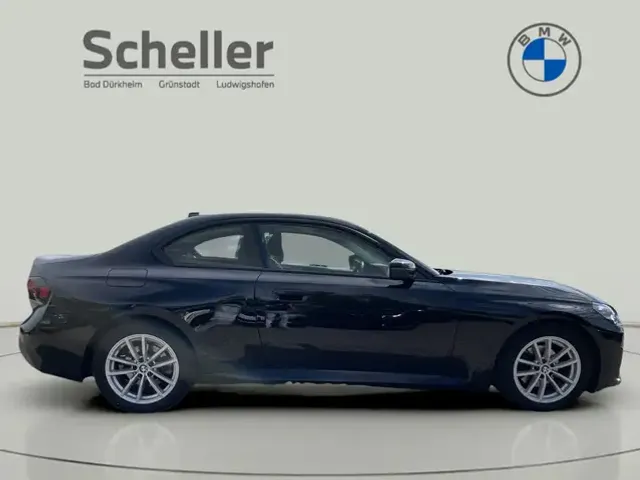 BMW 220