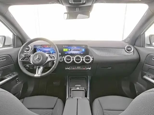 Mercedes-Benz EQA 250