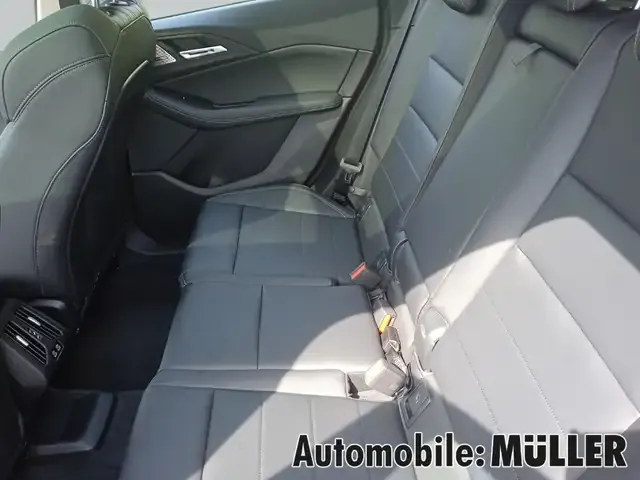 BMW 223